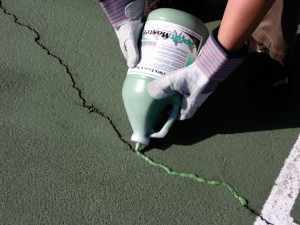 Pourable Tennis Court Crack Filler | SportMaster CourtFlex